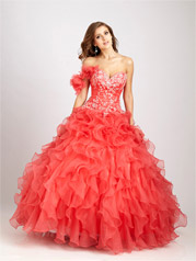 Allure Quincea�era