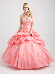 Allure Quincea�era