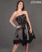 Jovani Short & Cocktail